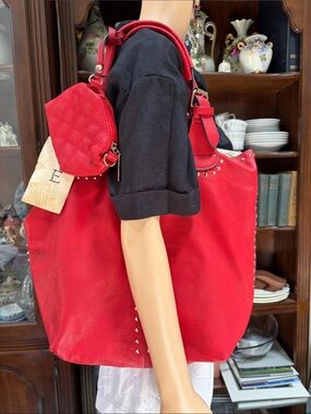 Red Stud-Accent Large Tote Bag with Quilted Pouch